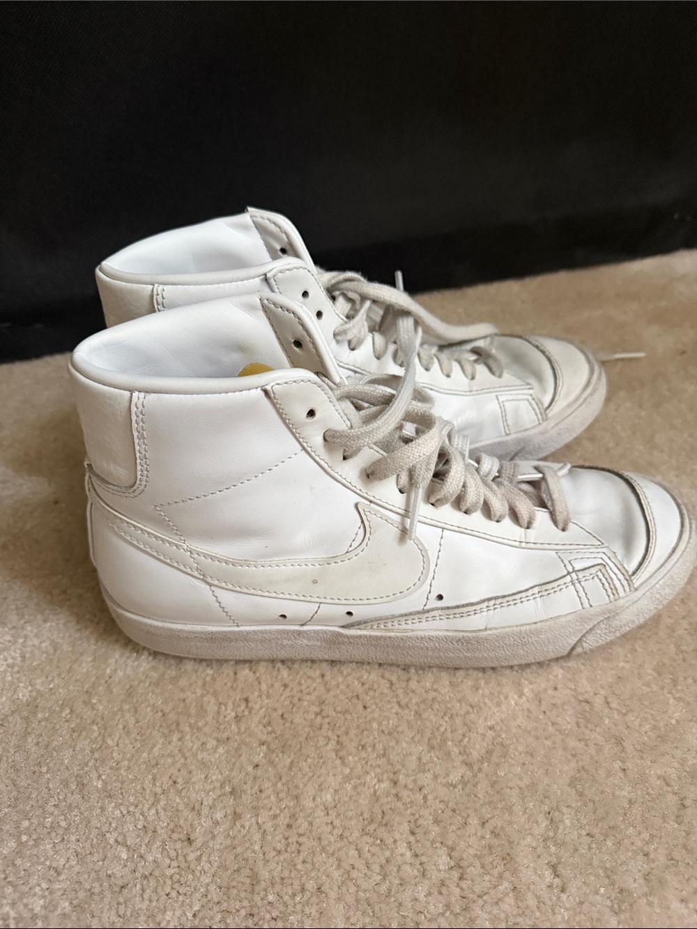 Nike White blazer High-top white - Doesnt come with original shoes box